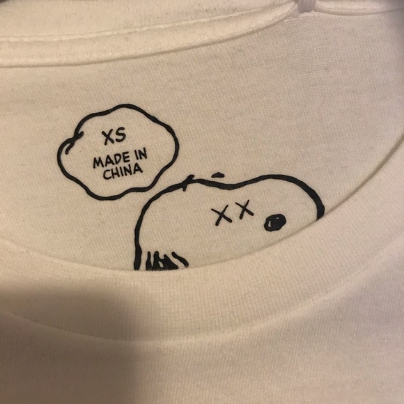 Kaws NWT Kaws x Snoppy white T-shirt white cute - Picture 2 of 4